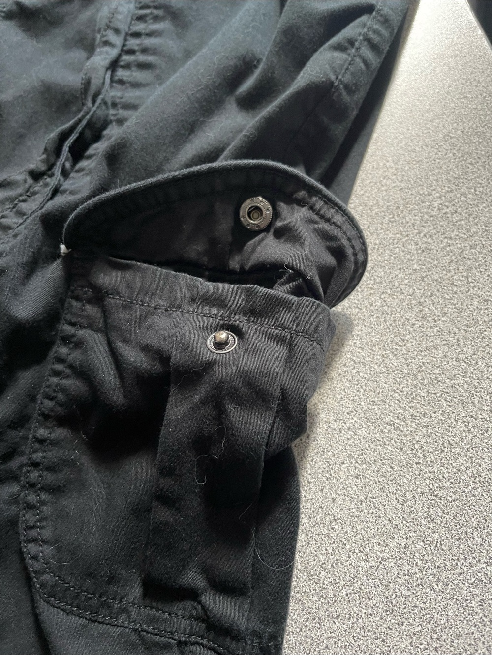 Denver Hayes Black Capri Cargo Pants Size 10 - Picture 5 of 11